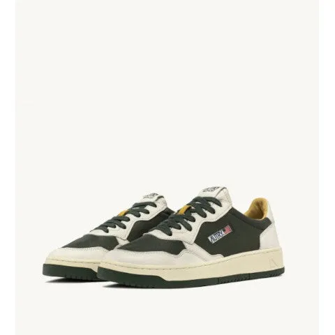 Autry Medalist Low Sneakers in Green Leather with Neutral Trim