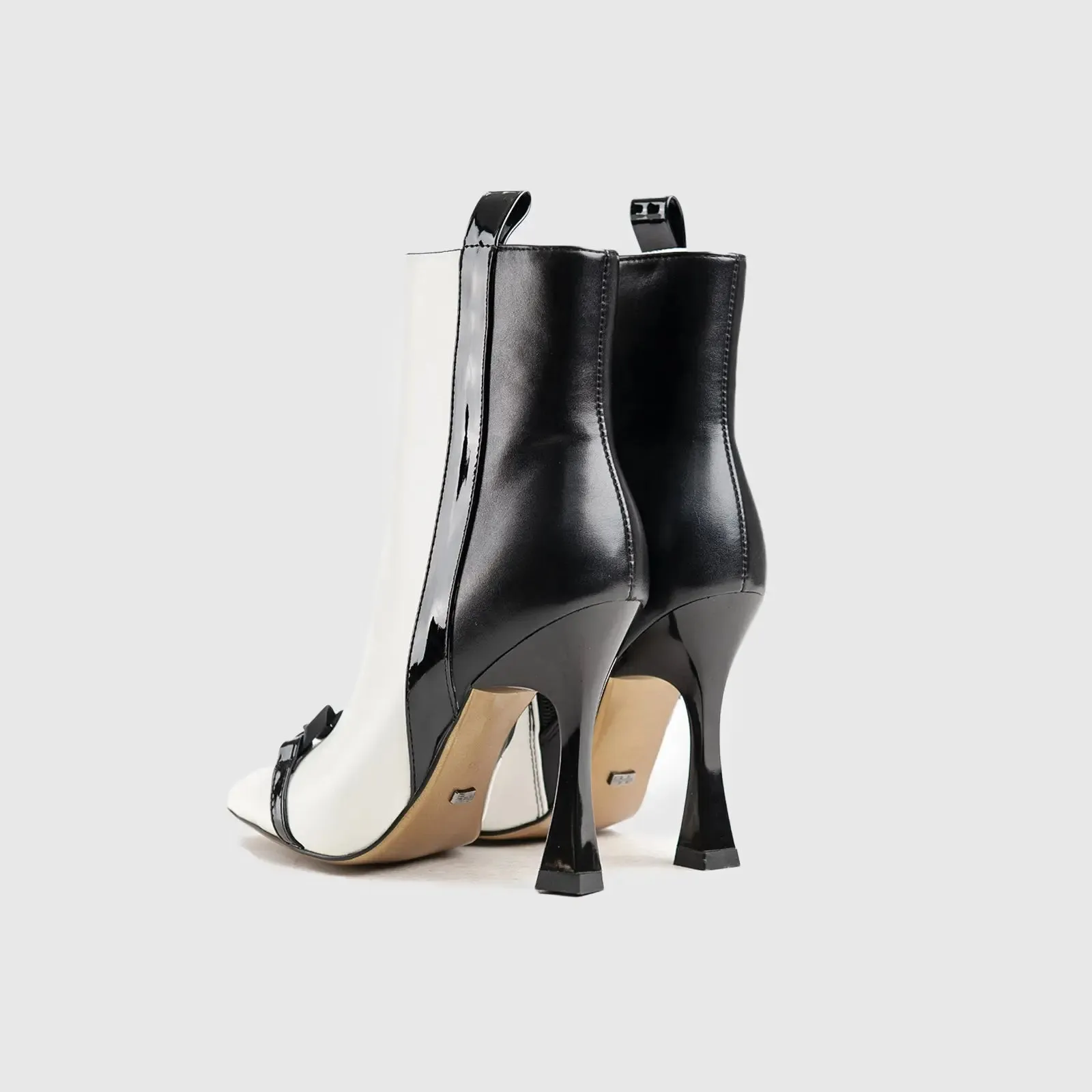 Dress Ankle Boots Black/White Car019