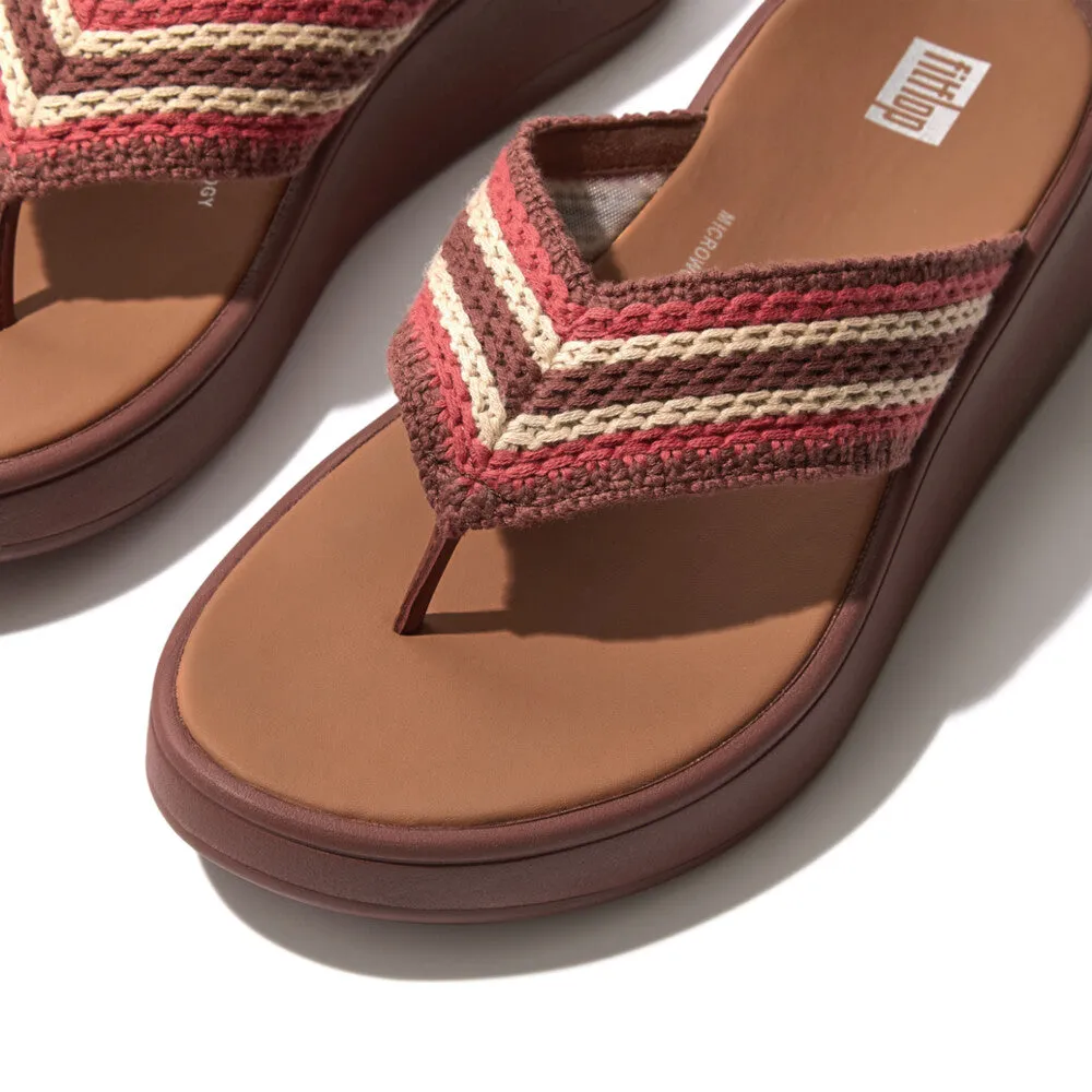 Fitflop Crochet Flatform Toe-Post Sandals Brown