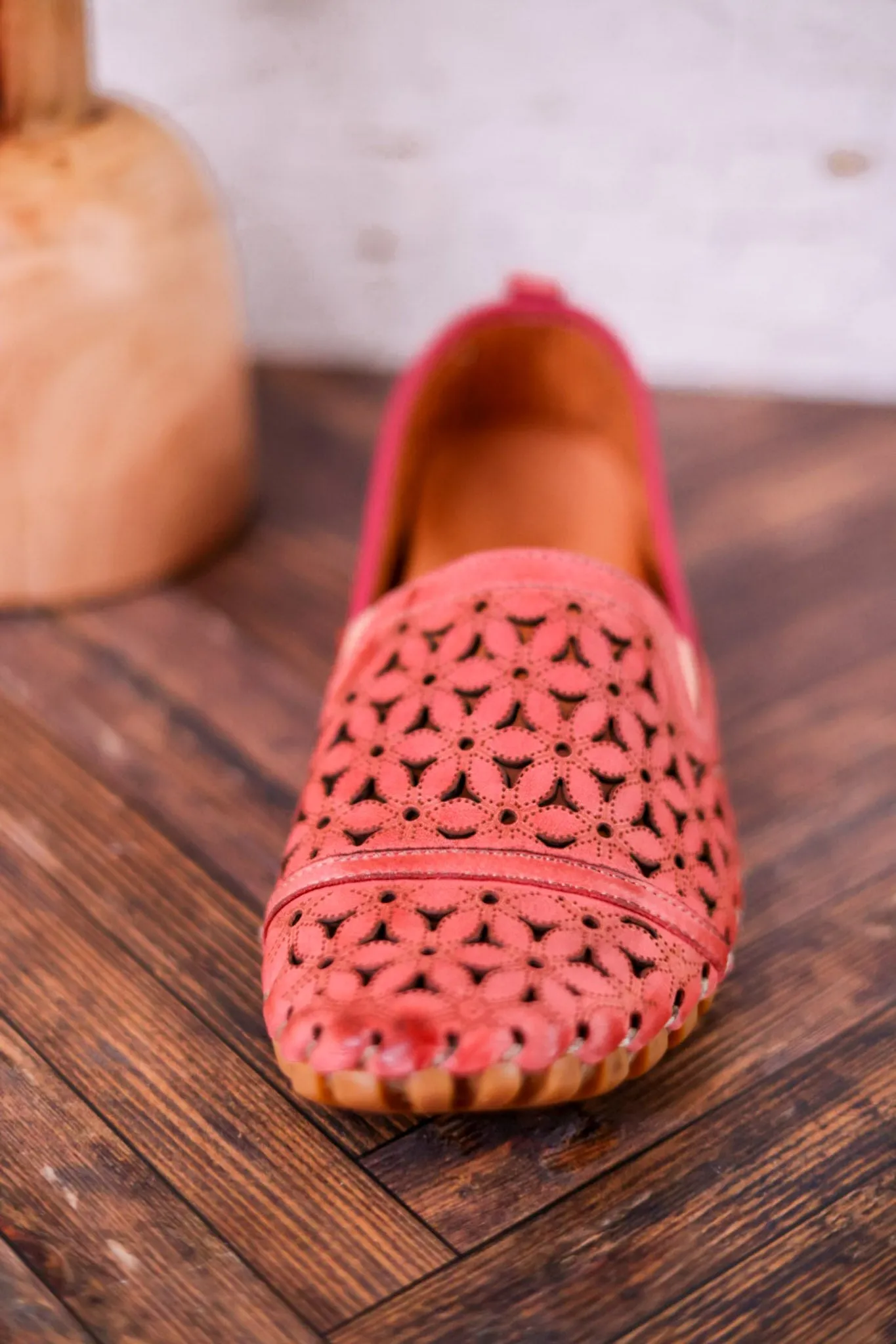 Flowerflow Classic Salmon Loafers