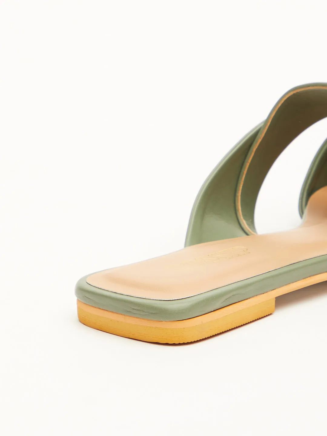 GOSSIP WOMENS GREEN MULES