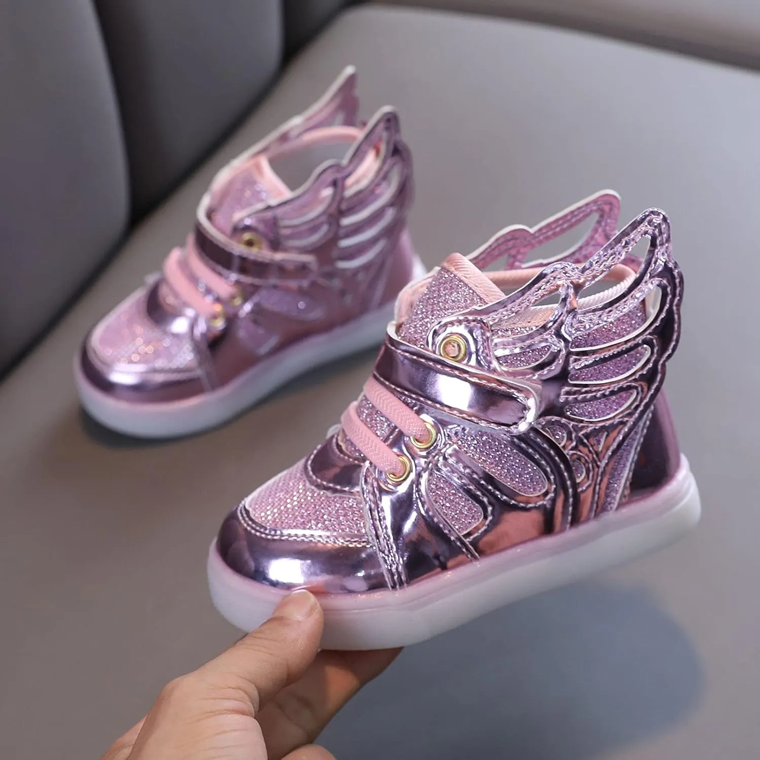Little Kid Boys Girls 3 Colors LED Light Luminous Sports Shoes Toddler Sneakers Athletic Wings Trainers High-top Shoes