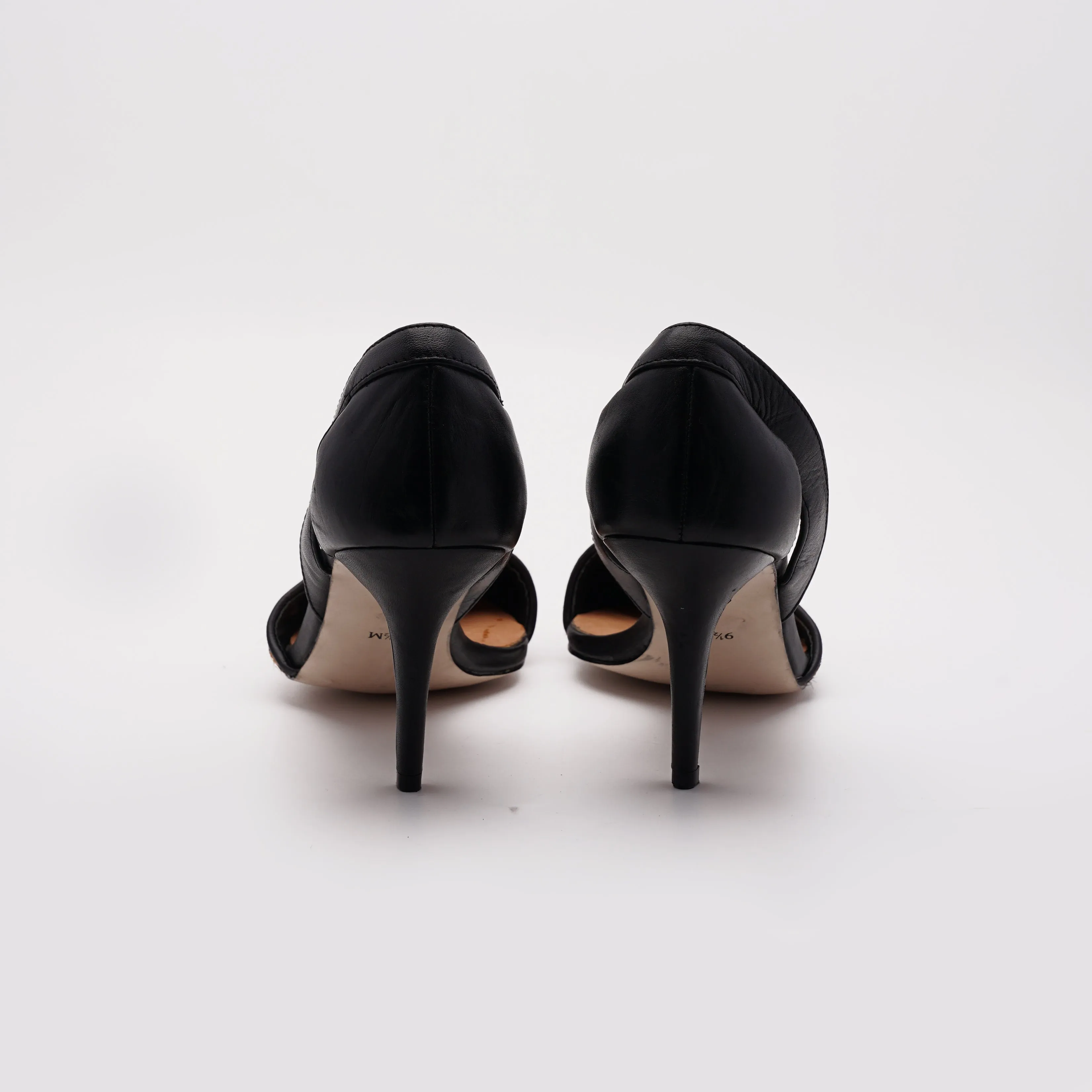Maiden Lane Close Toe Pumps
