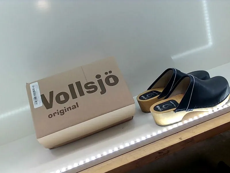 Vollsjo Women's Dark Blue Suede Closed Toe Mules Size 9